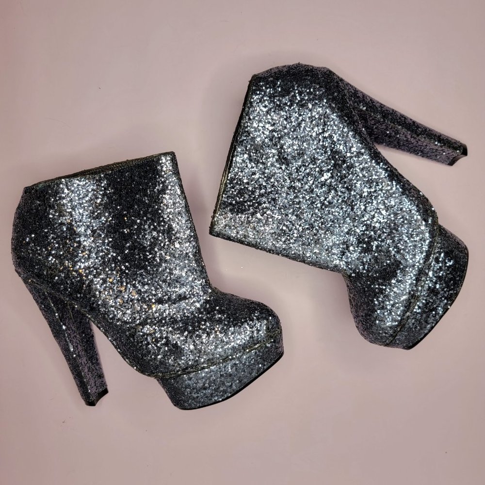 Senso Diffusion Wilma in Silver Glitter, 38, Like New
